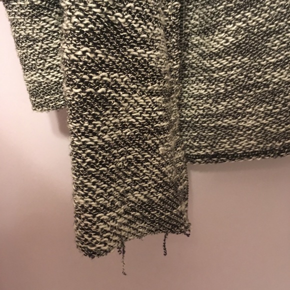 Urban Outfitters Black Moon Long Zip Up Cardigan - Picture 4 of 6